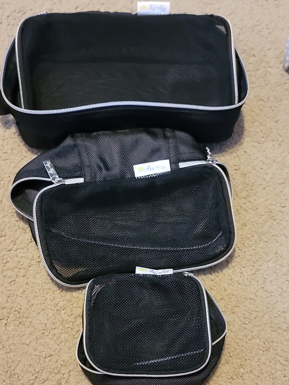 Itzy Ritzy Black W/Silver Hardware Travel Packing Cubes Set